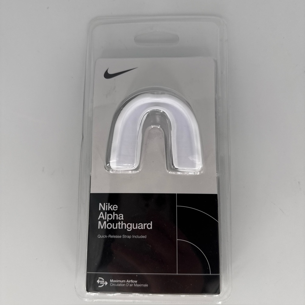 Nike Alpha Mouthguard White Quick Release Strap Included NWT Adult Sz Fast Ship